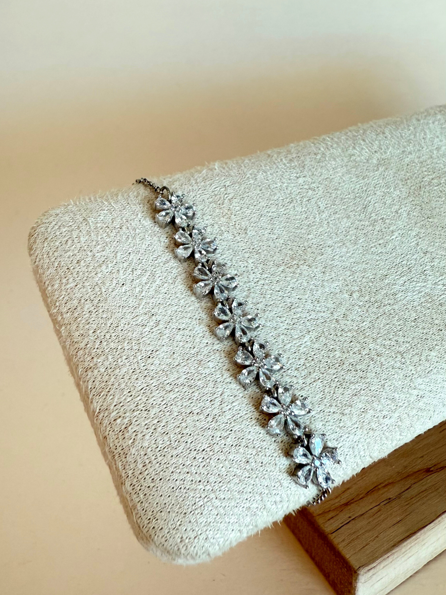 Pulsera Flores Circonias