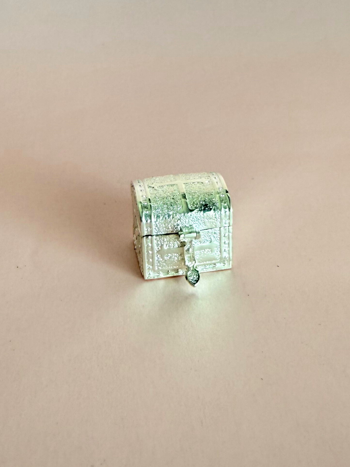 Mini cofre arras plateado