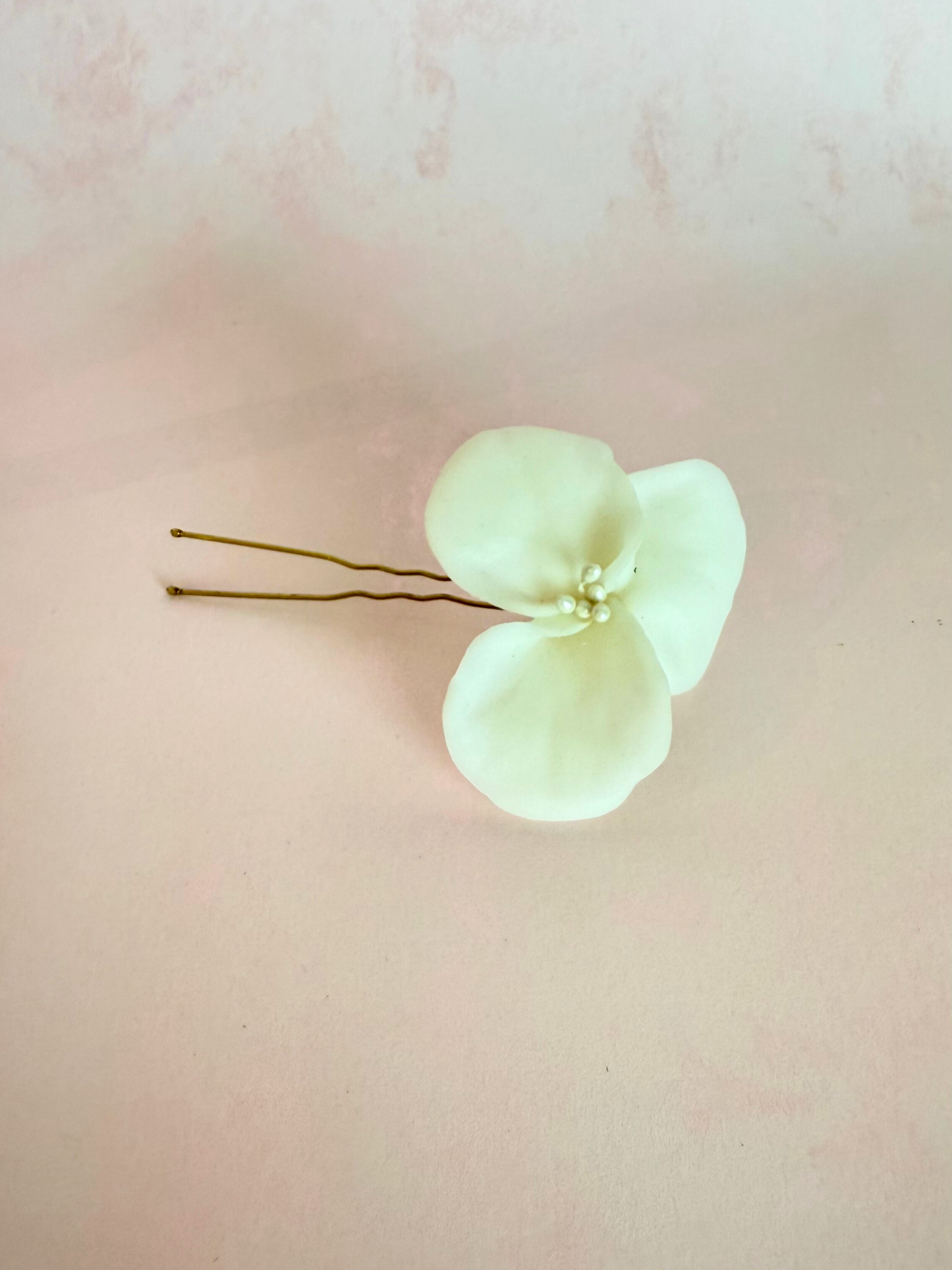 Hair pin flor porcelana ivory