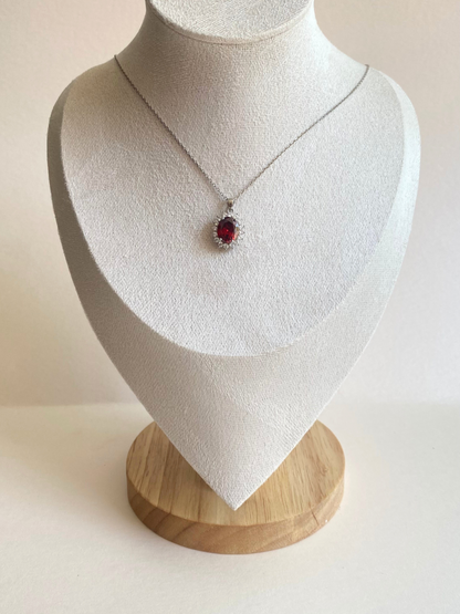 Collar rubí
