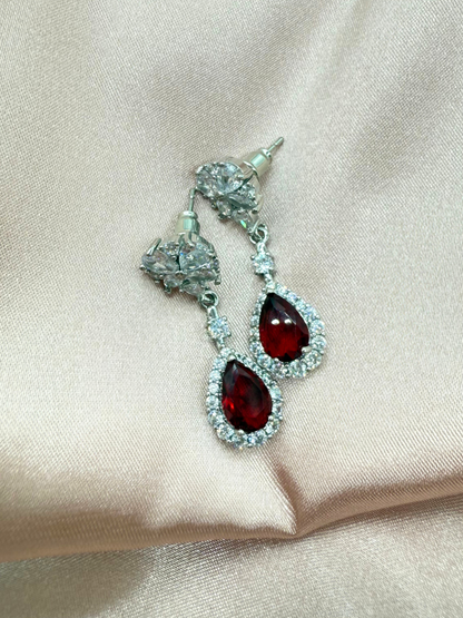 Aretes Rubí Gota CA259