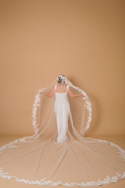 Mantilla Floral