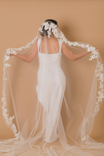 Mantilla Floral