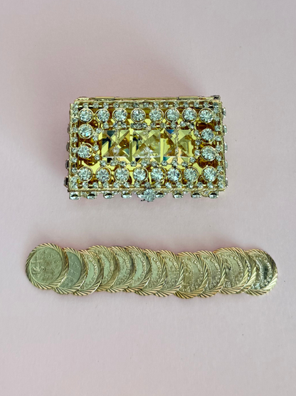 Cofre arras pedrería rectangular dorado